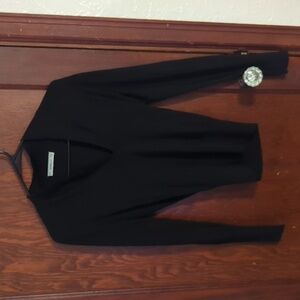 Zara Knit Long Sleeve V Neck Closet Staple Minimalist Classic Shirt Size Small